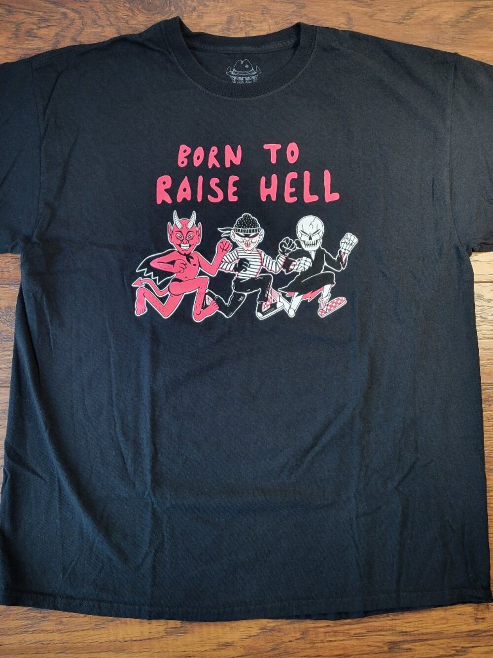CROCODILE JACKSON Artist Born to Raise Hell Devil Black Graphic Shirt sz XL EUC